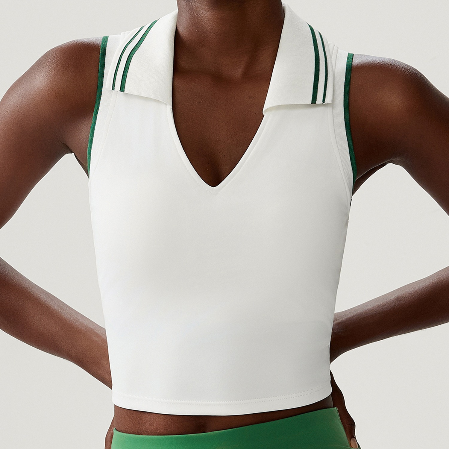 ملابس رياضية خارجية للنساء، ست - مراجعة Badminton Outfit وسعره