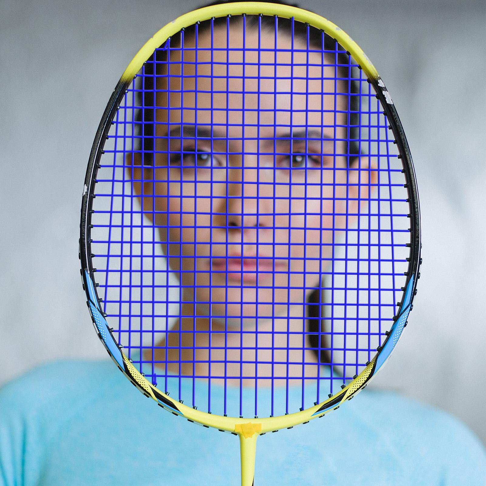 خيط بادمنتون قوس قزح، بكرات 10 - مراجعة Badminton Yonex String وسعره